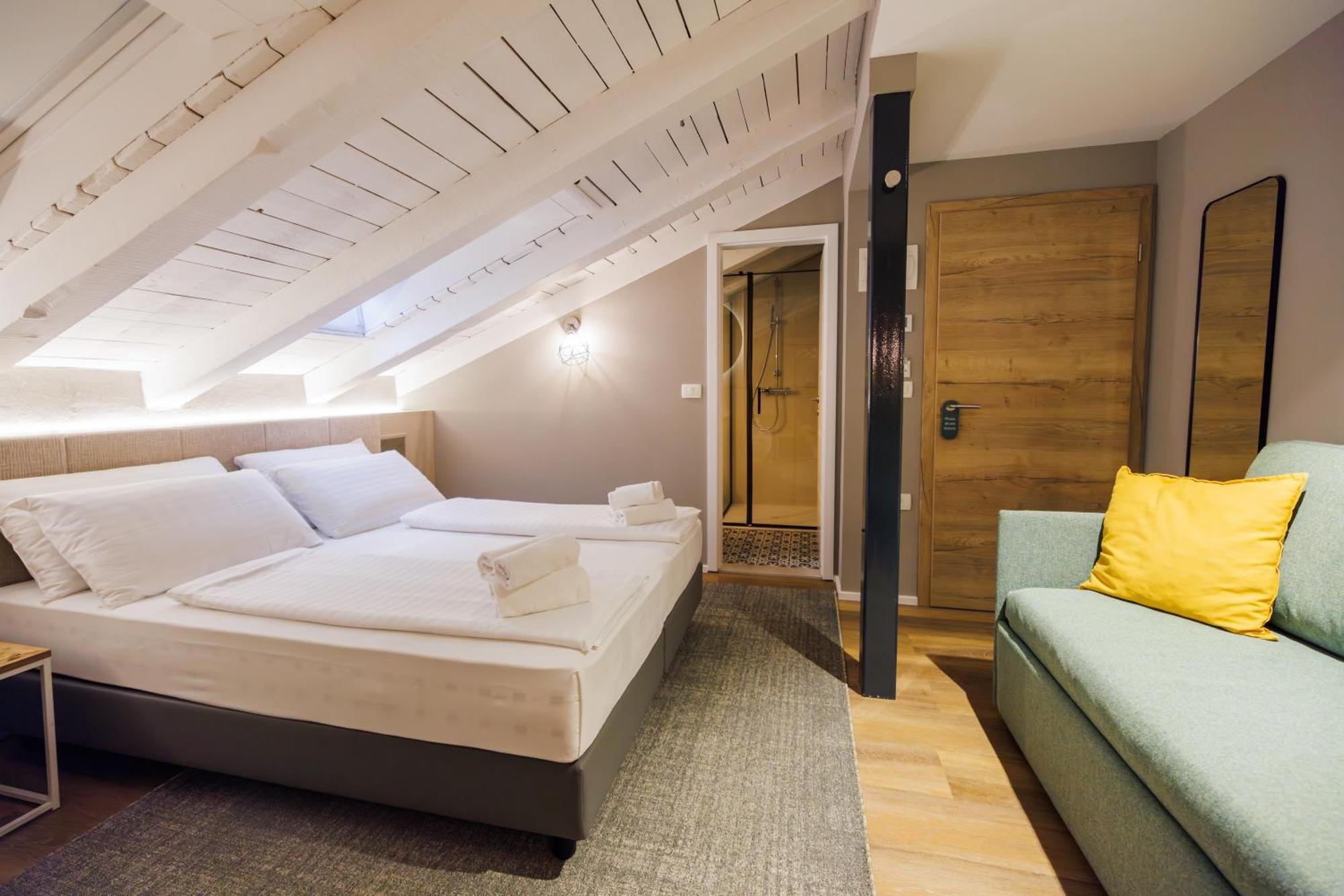 Vila Robida & Spa Črni Kal 외부 사진